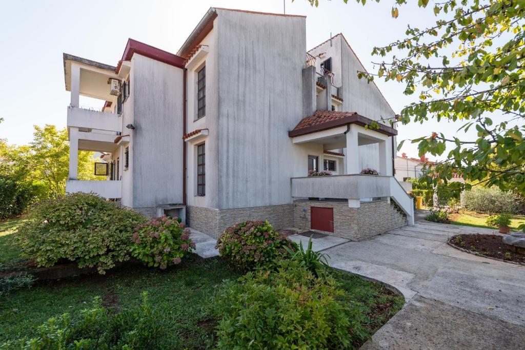 פונטנה Apartments Villa Falcon מראה חיצוני תמונה